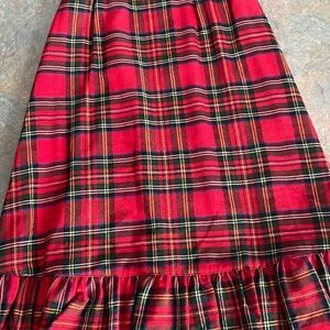 Vintage Tartan Plaid Wool Pencil Skirt with Ruffle detail Sz 8 with belt